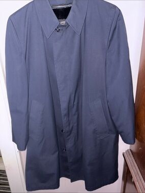 Vintage 70’s London Fog Navy Trench Coat